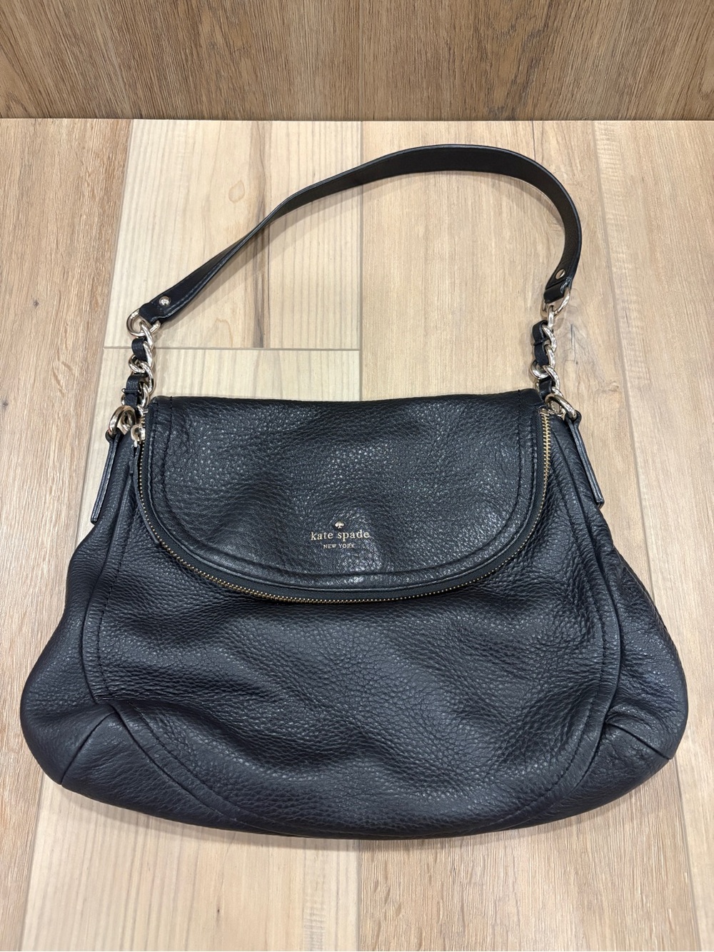 Kate Spade New York Cobble Hill Black Pebbled Leather Shoulder Bag Chain Strap